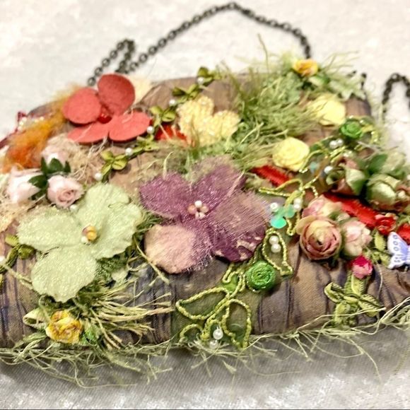 🏆HP🏆 Mary Frances Fantasy Floral Butterfly Bag - Picture 16 of 16